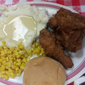 Crane's Museum & Marlene’s Restaurant - Coffee & Tea Near Me - Williamsburg, Missouri