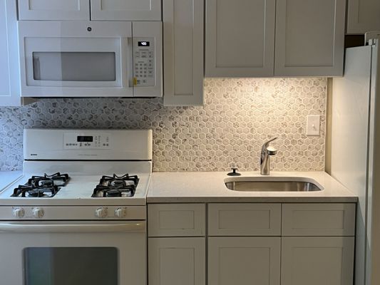 Advanced Home Repairs Logo