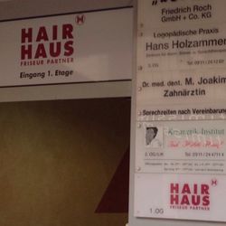 Hair Haus - Treppe nach oben