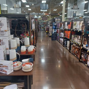 Kroger - a wide view of a grocery store - Grocery Near Me - Hernando, Mississippi