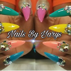 Yarys and D's Nail Shop