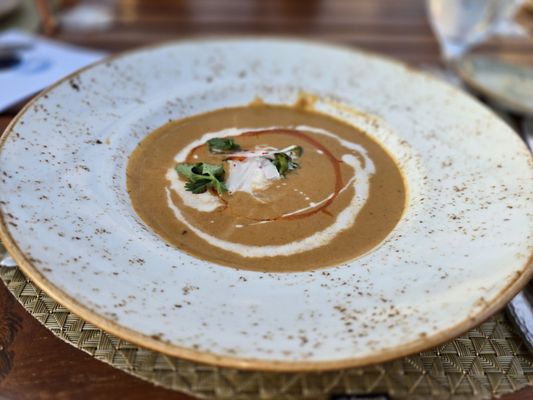 Brown's Beach House by null