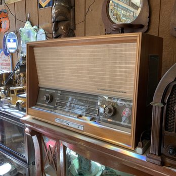 The Good Old Days Antiques - Antiques Near Me - Chicago, Illinois The Good Old Days Antiques - Antiques Near Me - Chicago, Illinois