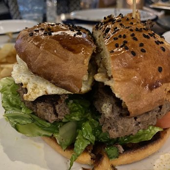 Morra Mia - Sexy burger - Bars Near Me - El Paso, Texas