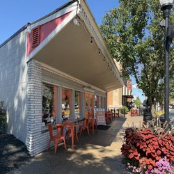 Holly Cafe - Front entrance