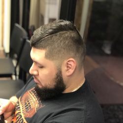 Mike Blendz Barbershop Salon