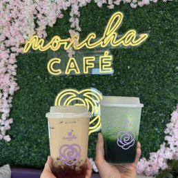 Assam Black Milk Tea w/brown sugar agar boba and Seasonal Wind tea (green apple and green grape fruit tea) not too sweet and refreshing! Assam Black Milk Tea w/brown sugar agar boba and Seasonal Wind tea (green apple and green grape fruit tea) not too sweet and refreshing!