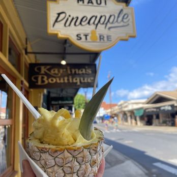 Maui Pineapple Store - Cute photo OPPortunity ;) - Accessories Near Me - Lahaina, Hawaii