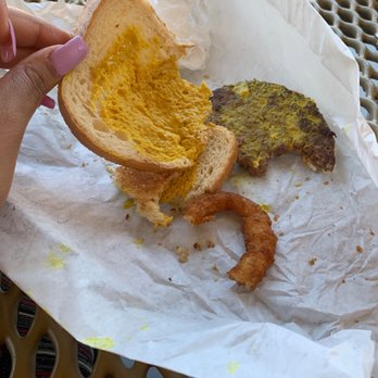 Bowinkle Drive Thru - Disgusting. They soaked this in mustard, the bread was hard as a rock! The cheese was cold! No good - Fast Food Near Me - Rancho Cordova, California
