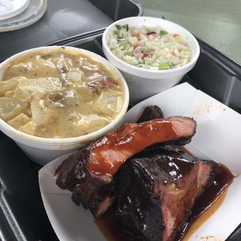 Ray Ray's Hog Pit - Barbeque Near Me - Columbus, Ohio Ray Ray's Hog Pit - Barbeque Near Me - Columbus, Ohio
