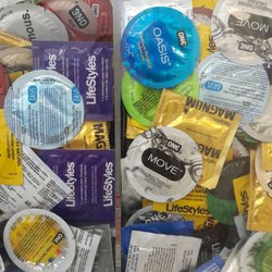 Community Health Centers of Austin & Travis County - Sweet free magnums