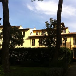 Ispo-Istitito Per Lo Studio e La Prevenzione Oncologica - Villa Le Rose