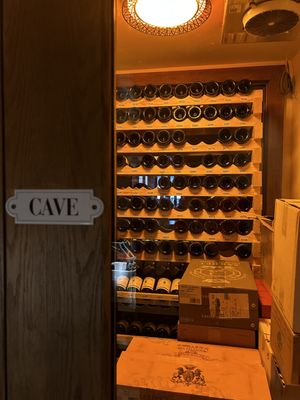 Vin Sur Vingt Wine Bar - DC by null