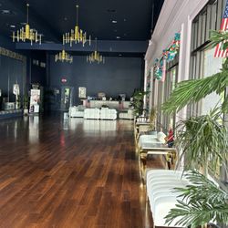 Fred Astaire Dance Studios - Nice ballroom vibe