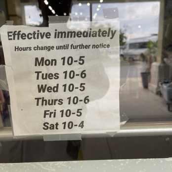 Elite Repeats & Boutique - Door hours - Women's Clothing Near Me - Gulf Breeze, Florida