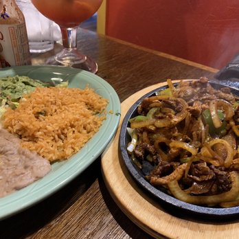 La Cabana - Chicken fajitas - Mexican Near Me - Vernonia, Oregon La Cabana - Chicken fajitas - Mexican Near Me - Vernonia, Oregon