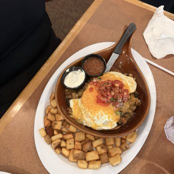 Crackings - Destin - Huevos rancheros - Breakfast & Brunch Near Me - Destin, Florida
