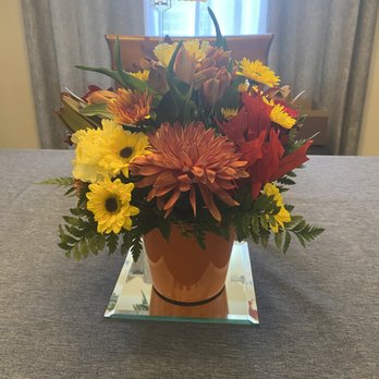 Dick's Flowers - Fall Bouquet - Florists Near Me - Wood River, Illinois Dick's Flowers - Fall Bouquet - Florists Near Me - Wood River, Illinois