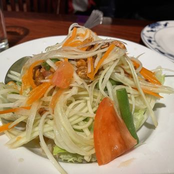 Singha Thai Cuisine - Papaya salad - Thai Near Me - Moab, Utah