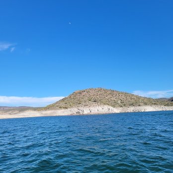 Lake Pleasant Cruises - Boat Charters Near Me - Peoria, Arizona