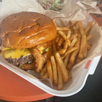 LoCo Fish Co - Bbq western burger - Food Trucks Near Me - McKinleyville, California LoCo Fish Co - Bbq western burger - Food Trucks Near Me - McKinleyville, California