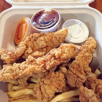 Galen Dining Hall - Chicken tenders - American Near Me - Los Angeles, California