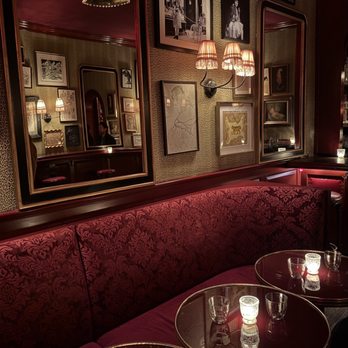 The Nines - New American Near Me - New York, New York