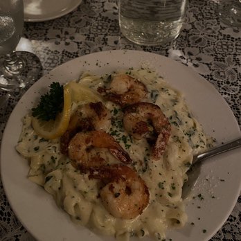 Mama Carolla's - Alfredo with shrimp - Italian Near Me - Indianapolis, Indiana Mama Carolla's - Alfredo with shrimp - Italian Near Me - Indianapolis, Indiana