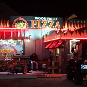 1000° Wood Fired Pizza - There is parking across the street if it's full in front of the restaurant - Pizza Near Me - Mt. Summit, Indiana