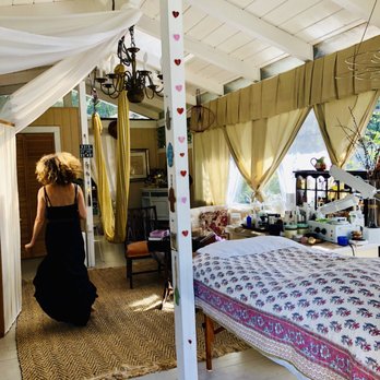 Mila Malca Facials - Skin Care Near Me - Del Mar, California Mila Malca Facials - Skin Care Near Me - Del Mar, California