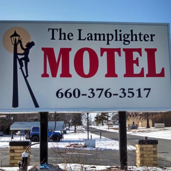 Lamplighter Motel - Lamplighter Motel - Hotels Near Me - Marceline, Missouri