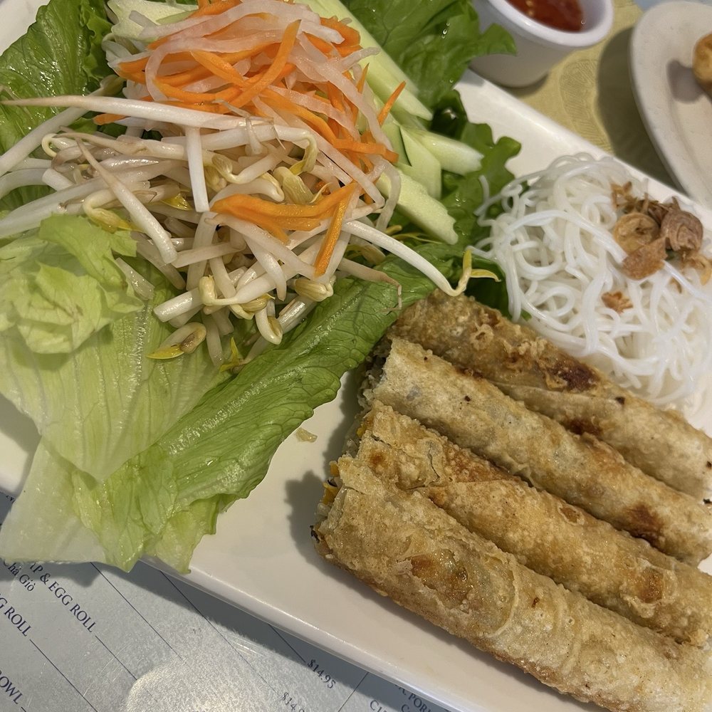 Pho Broadway - B10. Vietanemese Egg Roll Bowl - Vietnamese Near Me - Littleton, Colorado