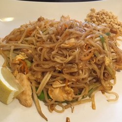 Chicken Pad Thai