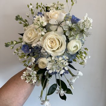 Tandem Studio - Need just a few bouquets for your wedding? We love micro weddings! - Florists Near Me - Byron Center, Michigan Tandem Studio - Need just a few bouquets for your wedding? We love micro weddings! - Florists Near Me - Byron Center, Michigan