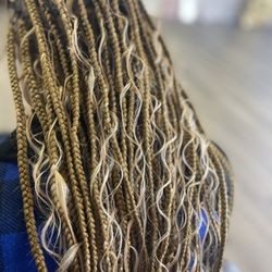 BXJ Braid Salon + Academy - Small Blonde Bohemian Knotless Braids