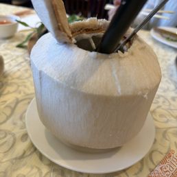 The drink is sooo good! Fresh, flavorful clams, vibrant herbs, and friendly service. Will return!