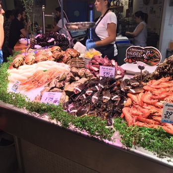 La Paradeta - Cornucopia of Deliciousness. - Seafood Near Me - Barcelona, B La Paradeta - Cornucopia of Deliciousness. - Seafood Near Me - Barcelona, B