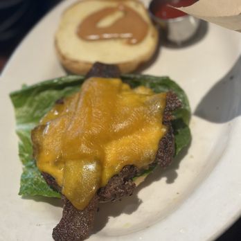 Hillside Fine Grill - Bacon burger - Steakhouses Near Me - Highland Village, Texas Hillside Fine Grill - Bacon burger - Steakhouses Near Me - Highland Village, Texas
