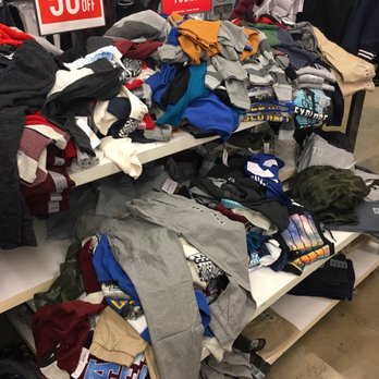 Old Navy - Men's Clothing Near Me - Dulles, Virginia