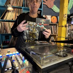Roots Records
