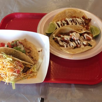 Oscar's Taco Shop - Shrimp tacos on right, hamburger and chx hard tacos on the left - Mexican Near Me - Smyrna, Tennessee Oscar's Taco Shop - Shrimp tacos on right, hamburger and chx hard tacos on the left - Mexican Near Me - Smyrna, Tennessee