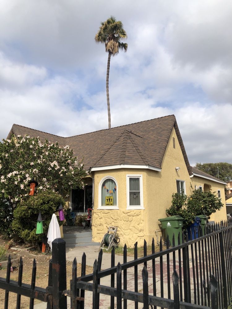 Slide of Calhoun Roofing Company