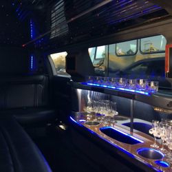 Fast Wheels Limousine