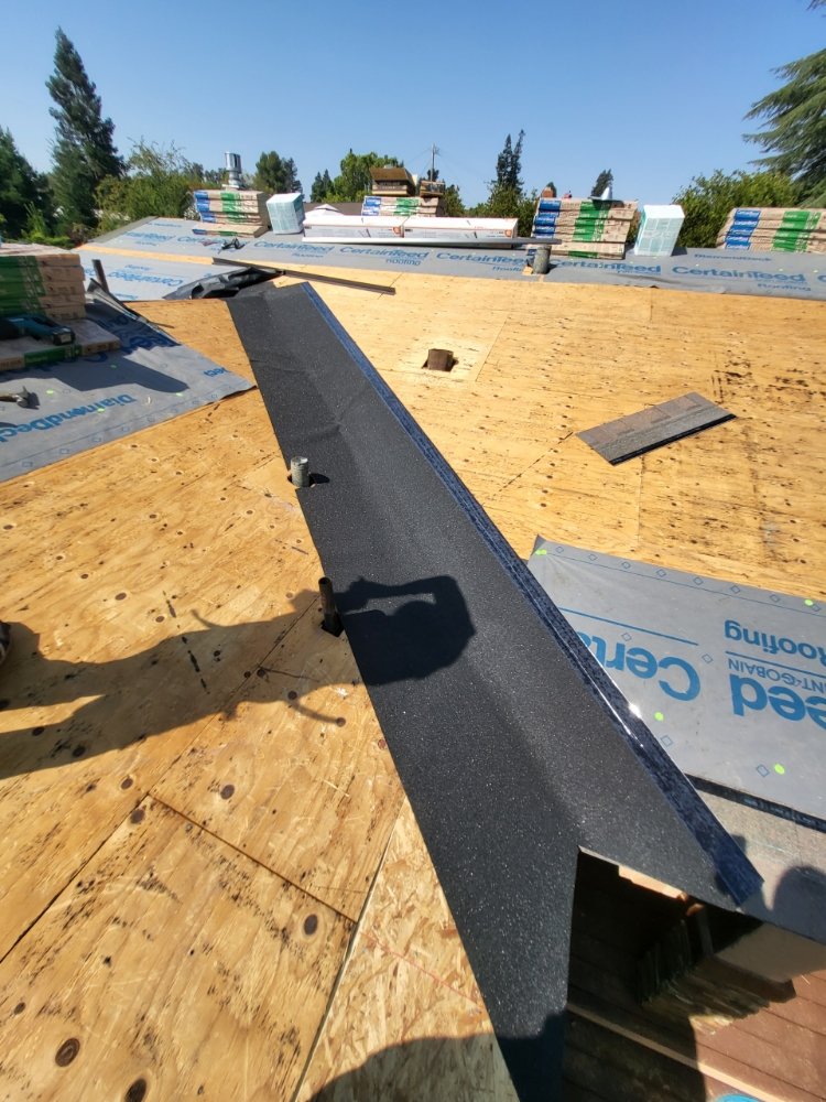 Slide of GTE Construction & Roofing 