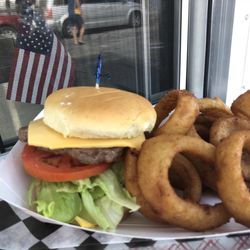 Koral Hamburg - Burger & Onion Rings from Koral Hamburg Food Truck, the best!
