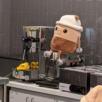 One Zo/ Myungrang Hotdog - Stuffed animal boba drink shaker! - Bubble Tea Near Me - Long Beach, California