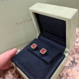 Sweet carnelian earrings in rose gold Sweet carnelian earrings in rose gold