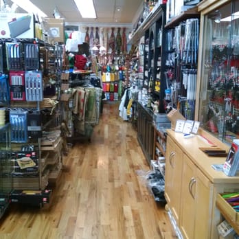 The Kitchen Company - Great Cutlery selection - Kitchen Supplies Near Me - Grants Pass, Oregon