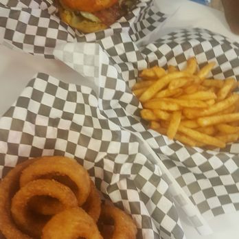 Stanton's City Bites - Spicy burger - the one with Jalapeño bread. It was delicious!! Onion rings and fries were equally wonderful - Burgers Near Me - Houston, Texas Stanton's City Bites - Spicy burger - the one with Jalapeño bread. It was delicious!! Onion rings and fries were equally wonderful - Burgers Near Me - Houston, Texas