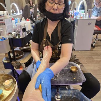 TipToe Nails - Lucy makes my legs, feet and toes feel awesome. - Waxing Near Me - Dripping Springs, Texas
